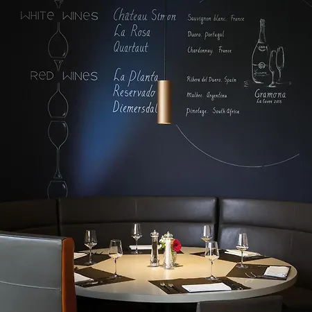 Novotel Amsterdam City-3
